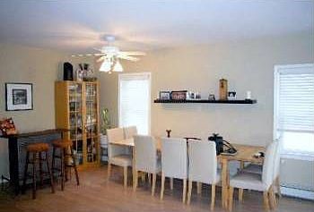 5th image of 734 W Bay Dr