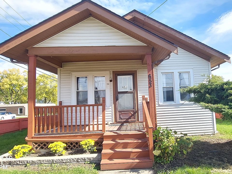 1st image of 653 N Highland Ave