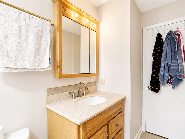 530 Shorely Dr #104 — Photo 22