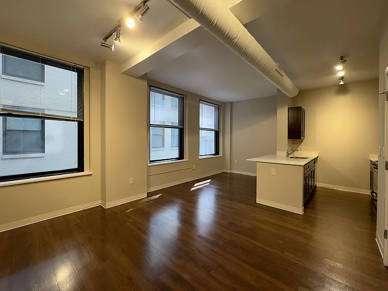 Charming 1 Bedroom/1 Bathroom Apartment Unit in Downtown Baltimore, MD! Unit 416 — Photo 90