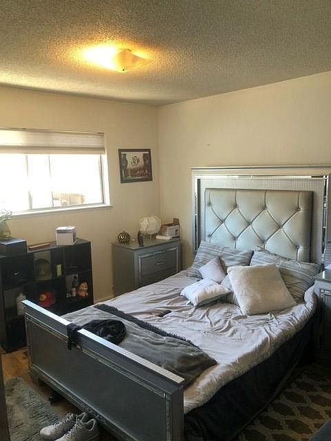1st image of 651 Begonia Way APT 4