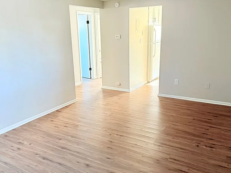 2620 King Street — Photo 7