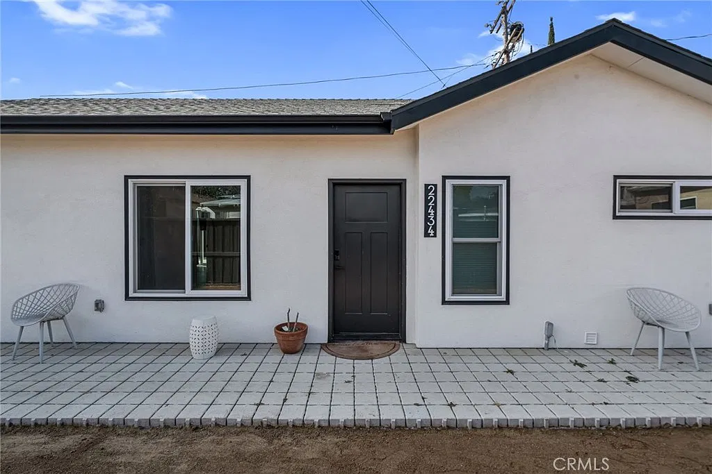 2 bed, 960 sqft, $3,600 — Photo 1