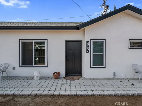 22434 Berdon St, Woodland Hills, CA 91367