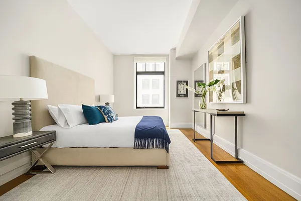 Sold by Compass | media 17