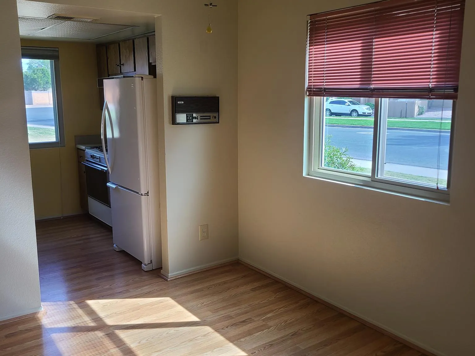 2 bed, 792 sqft, $1,500 — Photo 2