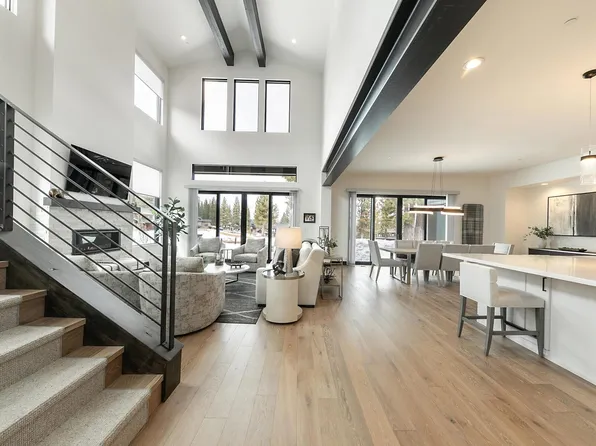 10209 Modane Pl, Truckee, CA 96161