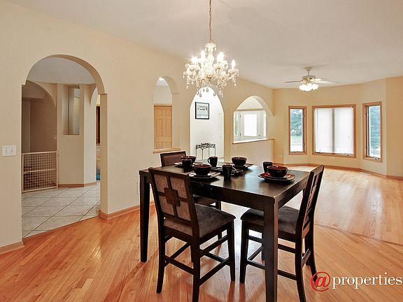 Living Room / Dining Room