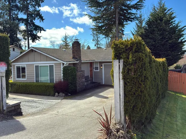 27041 13th Ave S, Des Moines, WA 98198