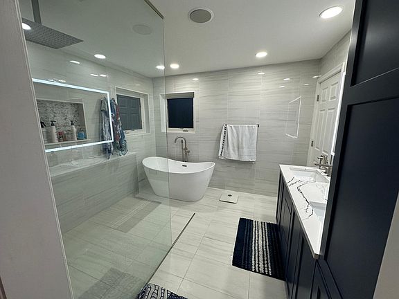 5th image of 7211 McKee Ct