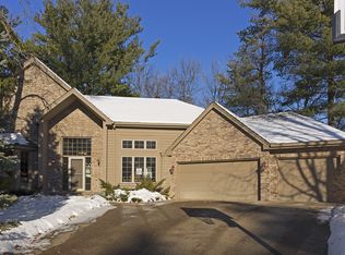 9609 Briar Cir, Bloomington, MN 55437
