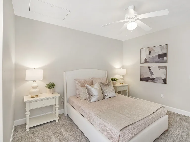 Highlands Apartment Homes — Photo 11