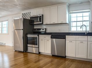 152 Main St APT 2, Sturbridge, MA 01566