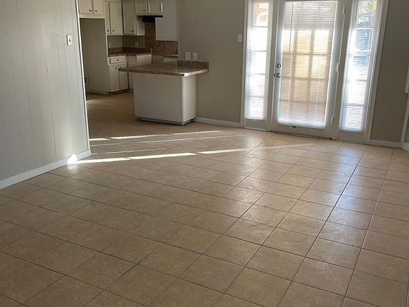 3rd image of 7742 Meadville St