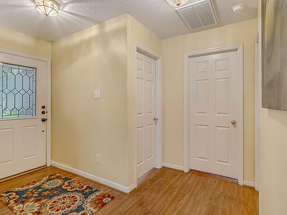 5th image of 4614 Neches Trail Ln