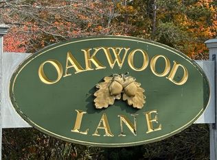 16 Oakwood Lane #16, Kennebunk, ME 04043