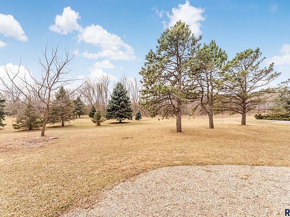 3rd image of 7301 E Palomino Rd