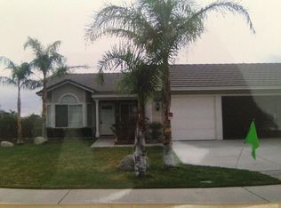 2723 W Windhaven Dr, Rialto, CA 92377