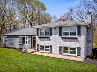 4N122 Lafox Rd, St Charles, IL 60175