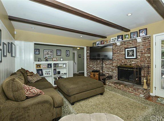 4th image of 525 E Sierra Madre Ave