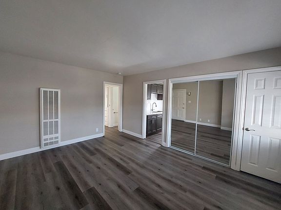5th image of 32 Esperanza Ave APT 201