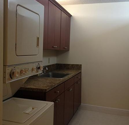 4th image of 8240 SW 210th St APT 107