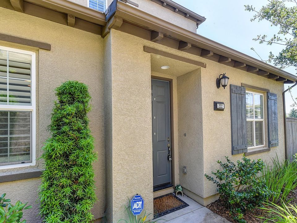 1st image of 222 Chambord Way