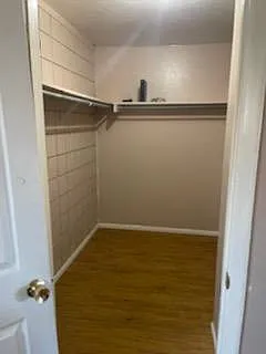 520 Indiana St SE — Photo 2