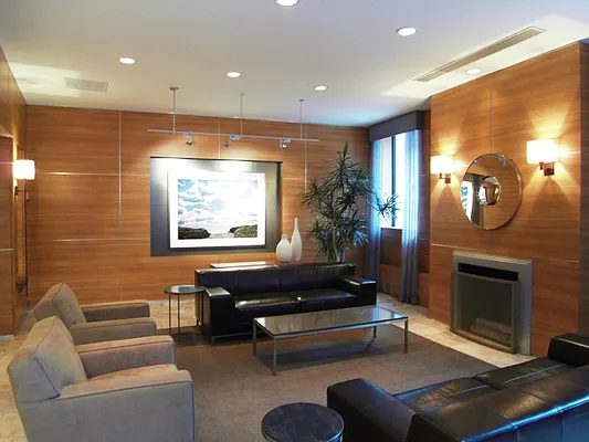 Sold by CCG Real Estate Brokerage | media 5