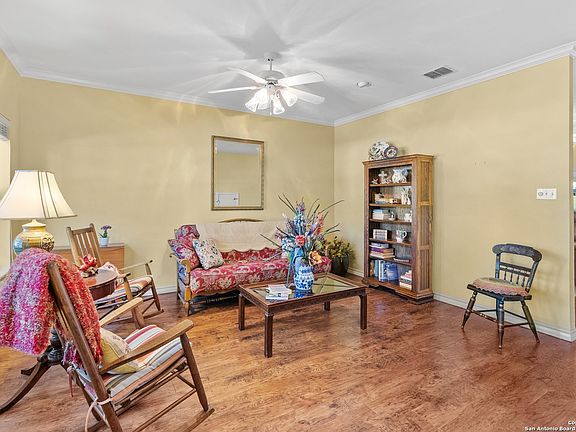 4th image of 6618 Mountain Wood Dr