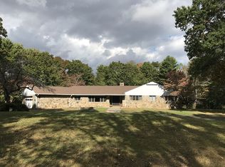 68 Chestnut Hill Rd, Killingworth, CT 06419