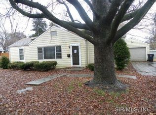 20 S 38th St, Belleville, IL 62226