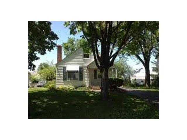 139 Demorest Rd photo 1