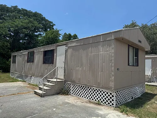 15901 Brenda St Photo 1