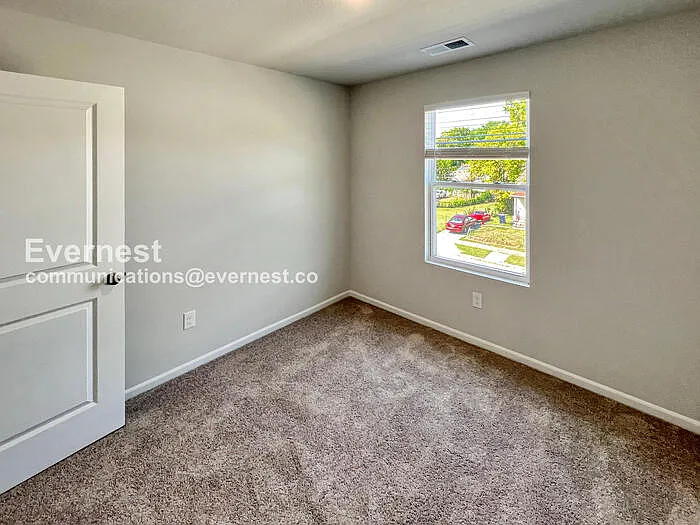 4101 Olive St — Photo 9