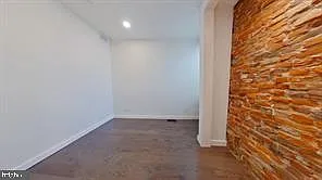 121 Mercy St — Photo 4