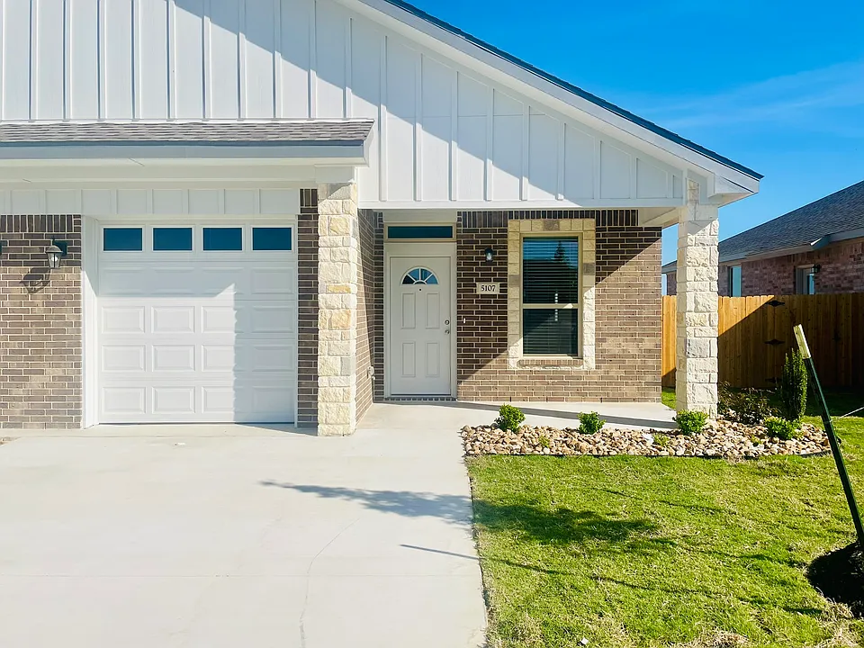 5107 Rose Garden Loop