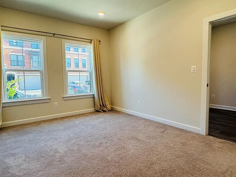 22265 Cornerstone Crossing Ter — Photo 18