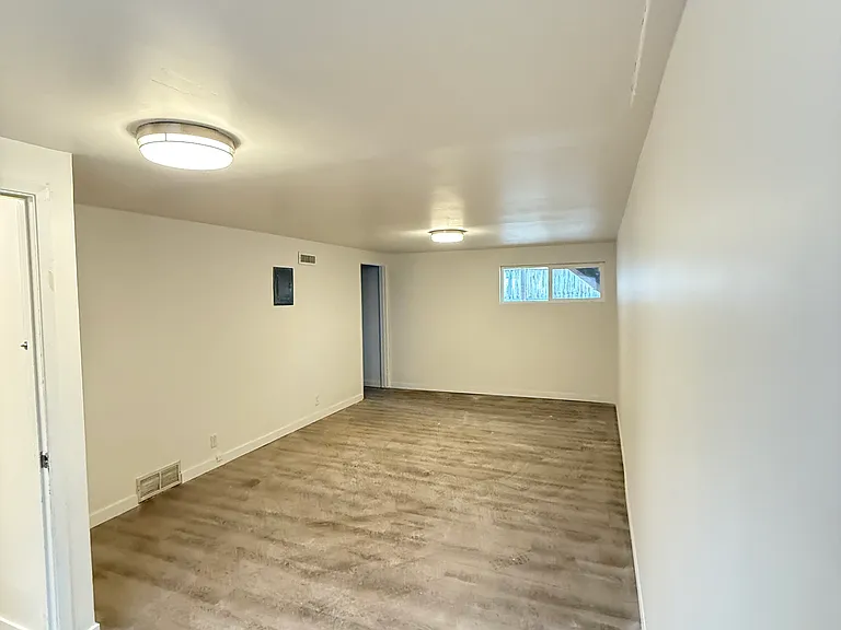 1415 E Murphys Ln — Photo 26