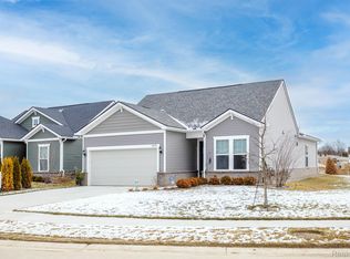 4210 Dogwood Dr, Milford, MI 48381