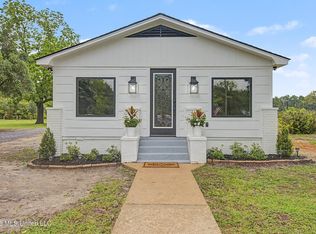 24388 Bethel Rd, Saucier, MS 39574