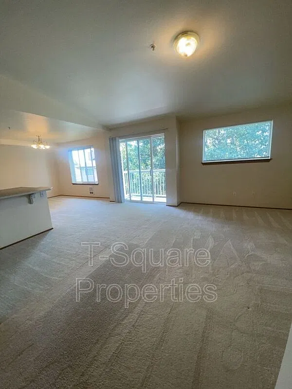 8830 3rd Ave SE — Photo 2
