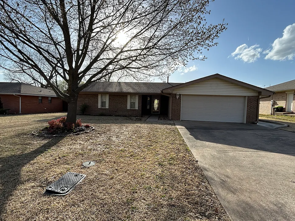 1311 Willow Brook St