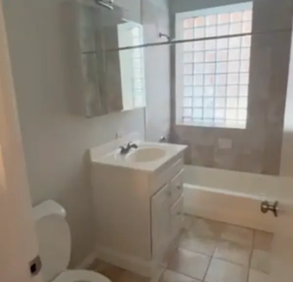 931 W Leland Ave — Photo 16