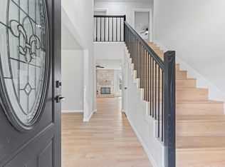 15439 Woodhorn Dr, Houston, TX 77062