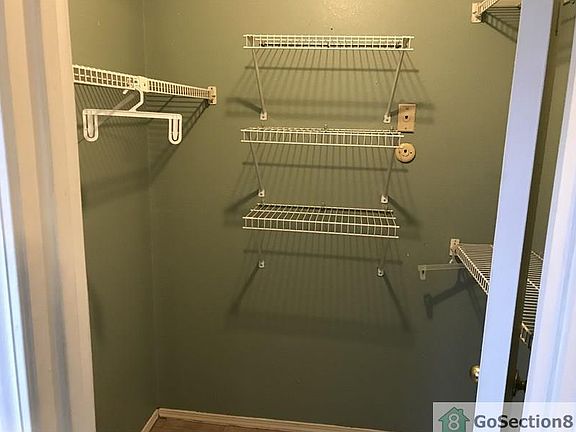 4th image of 9835 Walnut St #205