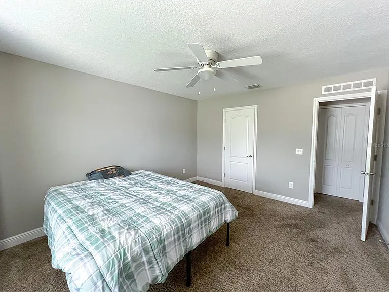 948 NW 252nd Dr — Photo 11