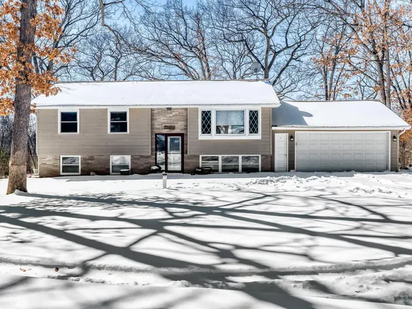 21440 Inwood Ave N, Forest Lake, MN 55025