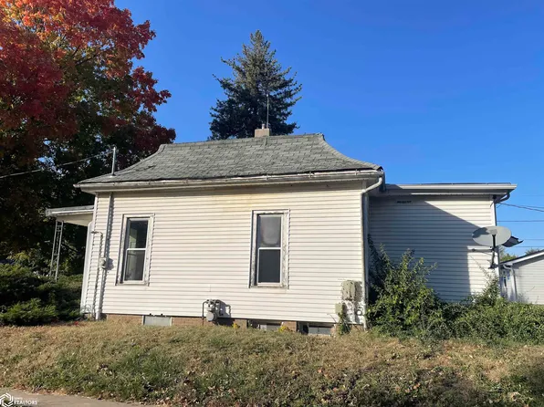 514 S C St, Oskaloosa, IA 52577