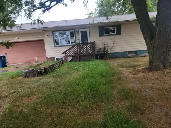 714 W Nebobish Rd, Essexville, MI 48732